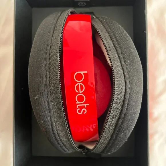 Beats Solo2 Red